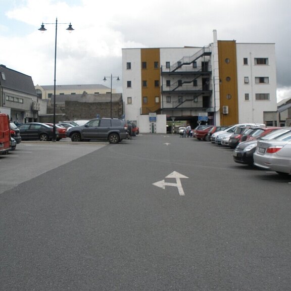0000_DM_Parkplatz_in_Lonford_Ansicht.JPG